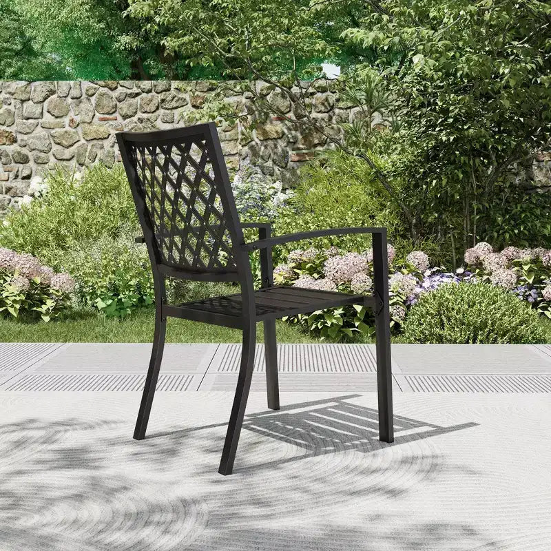 Metallmatset i 7 delar för uteplats med rektangulärt parasollbord & 6 stapelbara stolar - Captiva Designs