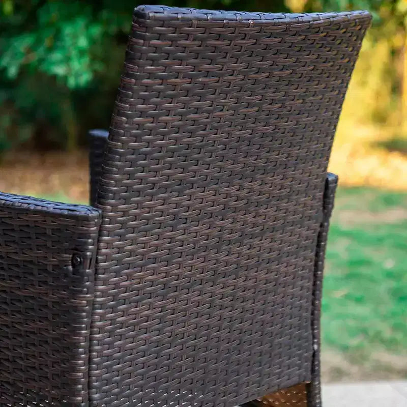 Conjunto de comedor de patio de 7 piezas con mesa rectangular de acero & sillas de ratán con laterales cerrados, azul/marrón - Captiva Designs