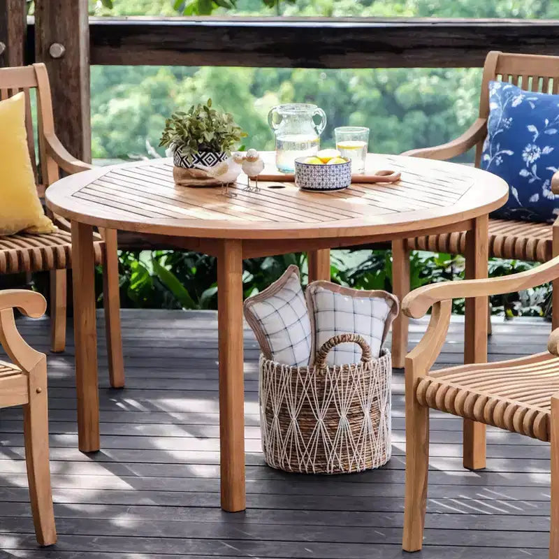 Sonoma Lane Rockport 5-delars matgrupp i teak för utomhusbruk med beige dynor