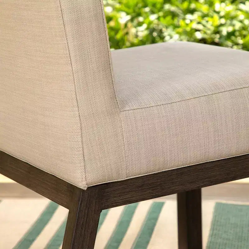 Juego de comedor de exterior de 5 piezas con mesa redonda pintada y orificio para sombrilla - Captiva Designs