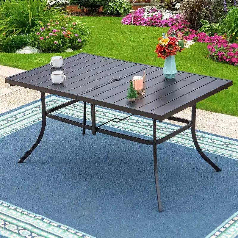 Set da pranzo da patio da 7 pezzi con tavolo rettangolare con foro per ombrellone da 1,57" & sedie con braccioli e imbracatura in metallo - Captiva Designs
