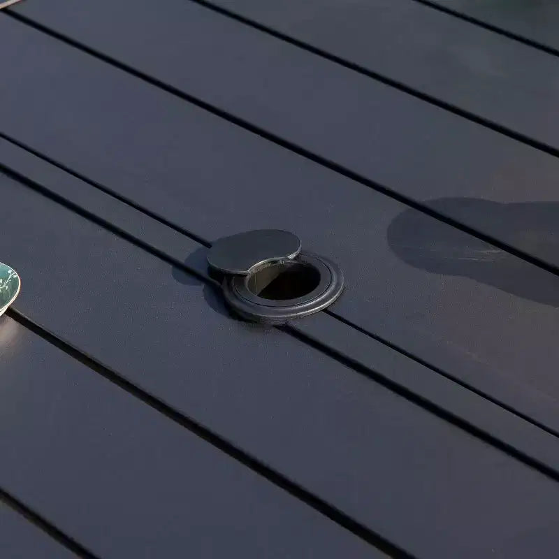 Set da pranzo da patio da 7 pezzi con tavolo rettangolare con foro per ombrellone da 1,57" & sedie con braccioli e imbracatura in metallo - Captiva Designs