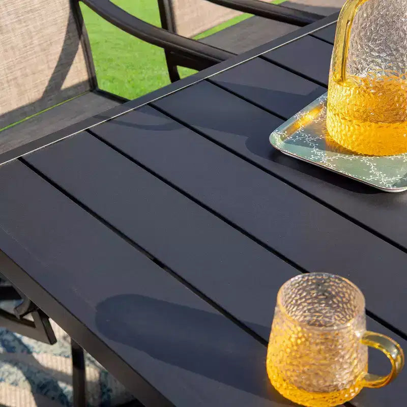 Set da pranzo da patio da 7 pezzi con tavolo rettangolare con foro per ombrellone da 1,57" & sedie con braccioli e imbracatura in metallo - Captiva Designs