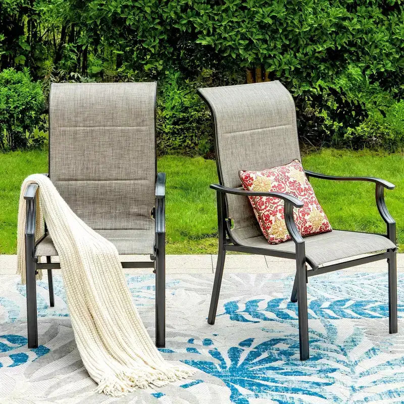 Ensemble repas d’extérieur 7 pièces avec table rectangulaire dotée d’un trou pour parasol de 1.9" et chaises rembourrées en textilène - gris/noir - Captiva Designs : structure en acier