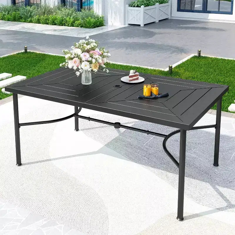 Ensemble repas d’extérieur 7 pièces avec table rectangulaire dotée d’un trou pour parasol de 1.9" et chaises rembourrées en textilène - gris/noir - Captiva Designs : structure en acier