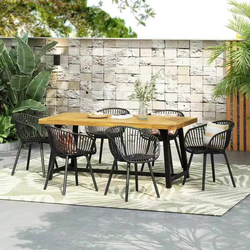 Conjunto de comedor moderno para patio de 7 piezas Marley de Christopher Knight Home, de madera de acacia y polipropileno, teca/negro