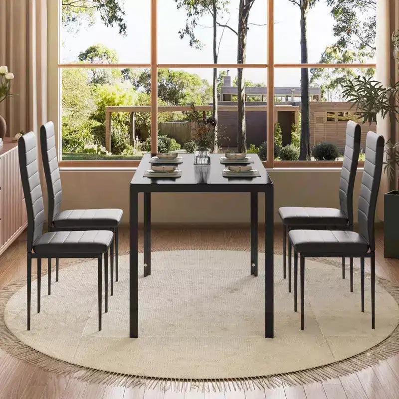 Conjunto de mesa de comedor con tablero de vidrio EROMMY Ebern Designs de 5 piezas, mesa de cocina y 4 sillas de cuero sintético de lujo, negro
