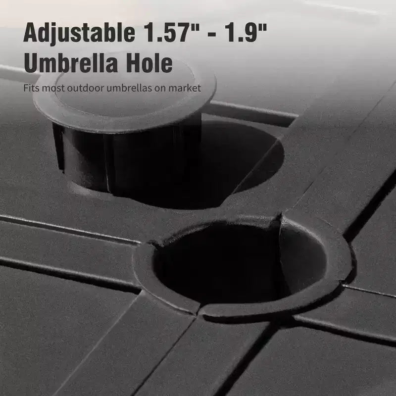 Set da pranzo Captiva Designs da 9 pezzi con spazioso tavolo quadrato in metallo a doghe con foro per ombrellone e sedie da pranzo fisse con seduta in tessuto