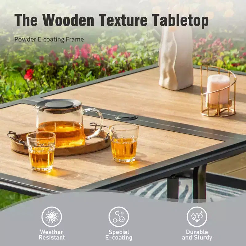 Captiva Designs 8-teiliges rechteckiges Outdoor-Patio-Ess-Set mit Stahltisch, drehbaren Rattanstühlen und beigem Sonnenschirm