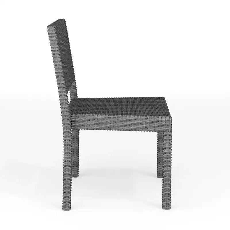 Martha Stewart Bedford set da pranzo da 7 pezzi per interni ed esterni con 6 sedie da pranzo impilabili e tavolo da patio da 62 con piano in legno composito e intrecciato in rattan