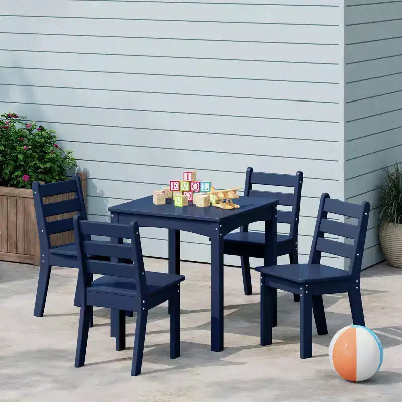 WestinTrends Treehouse Kids 5-teiliges Esszimmerset aus HDPE mit Tisch und Stühlen