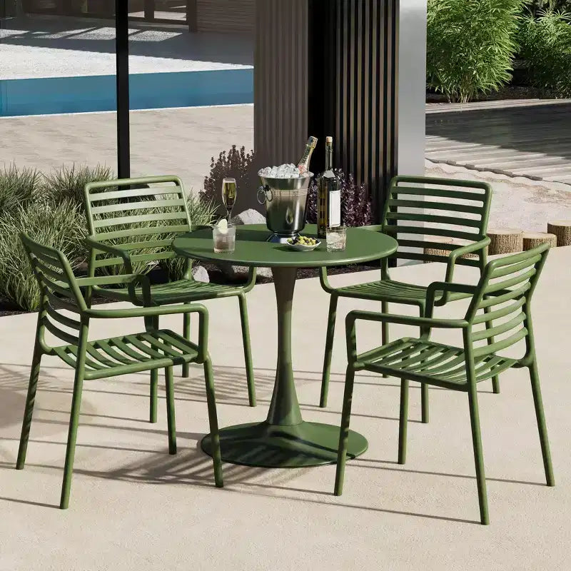 Conjunto de mesa de comedor de patio de metal para interior y exterior WestinTrends Playa de 5 piezas con sillas de brazos de plástico apilables