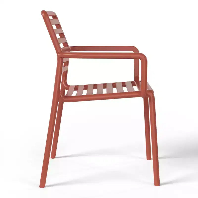 Conjunto de mesa de comedor de patio de metal para interior y exterior WestinTrends Playa de 5 piezas con sillas de brazos de plástico apilables