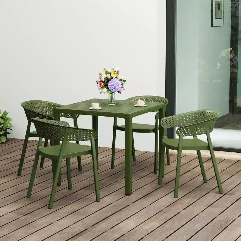 Juego de patio de 5 piezas WestinTrends Playa con mesa cuadrada de comedor con estructura metálica y sillas apilables para patio
