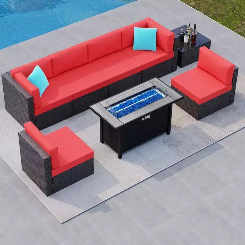 Celebalcony 8-delige tuinmeubelset met vuurtafel van 45In. Loungeset voor buiten van PE-vlechtwerk en rotan met zitbank, voor gesprekken, met rood kussen