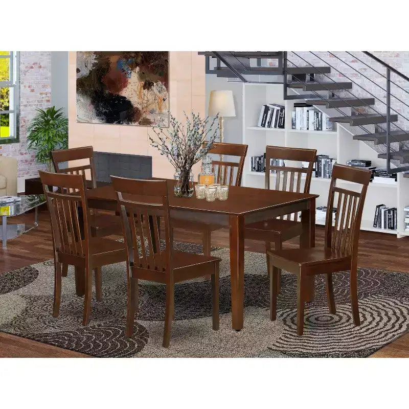 HomeStock 7-delad rektangulär matgrupp i mahognyfinish med matbord med massiv träskiva och 6 matstolar med ribbad rygg, plats för 6 personer