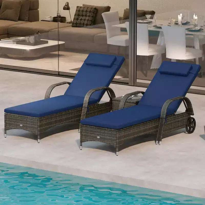 Set van 2 ligstoelen van rotan voor terras met tafel, verstelbare rugleuning, wielen, kussen en hoofdsteun