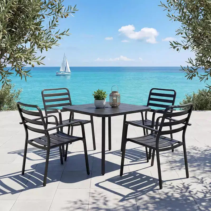 LAUSAINT HOME 5-delige eetset voor buiten voor 4 personen, vierkante zwarte metalen tafel van 35' met parasolgat van 1.5' en 4 stapelbare stoelen