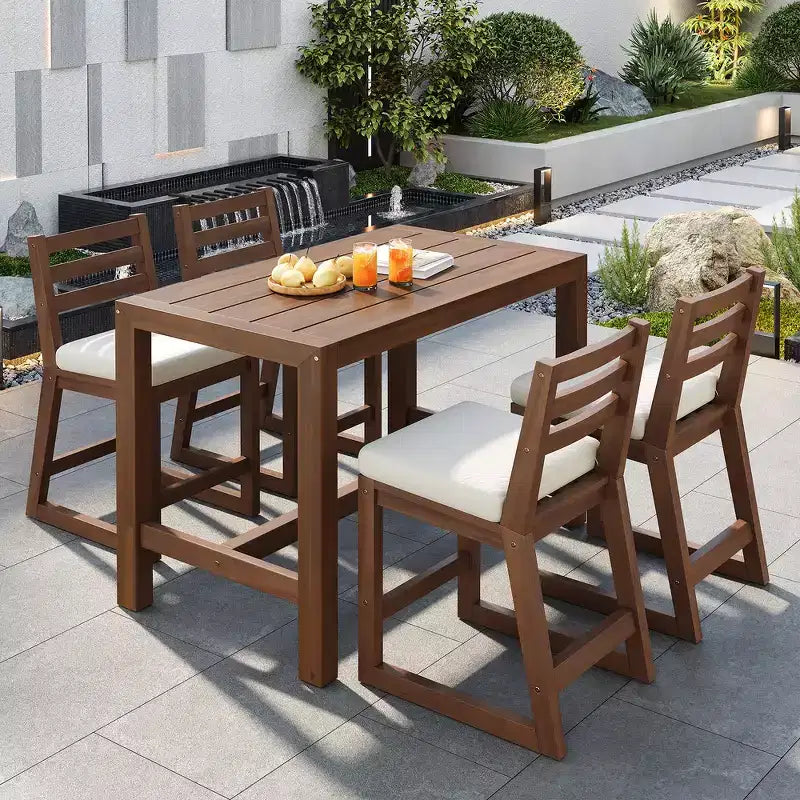 Set da bar rustico per patio Whisen, 5 pezzi, set con tavolo e sedie da patio, sedie ergonomiche e piano del tavolo a doghe