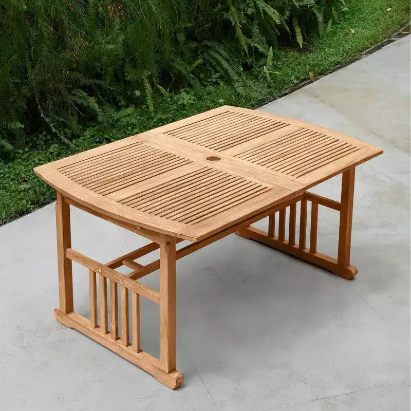 Conjunto de comedor de exterior de teca Merkel de 7 piezas Sonoma Lane con cojines