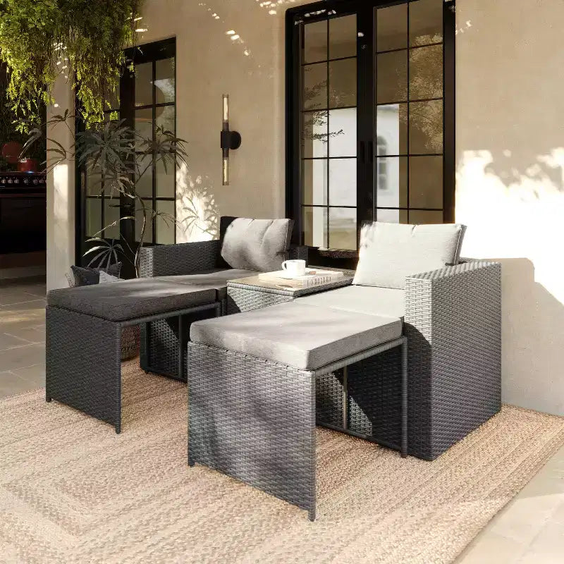 Juego de sofá modular de dos plazas para interior/exterior Flash Furniture Nico, con mesa y otomanas